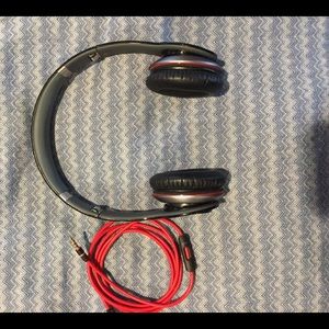 Beats Solo head phones